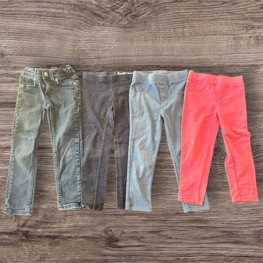 #169 Girl's 4T Pants Bundle (4)