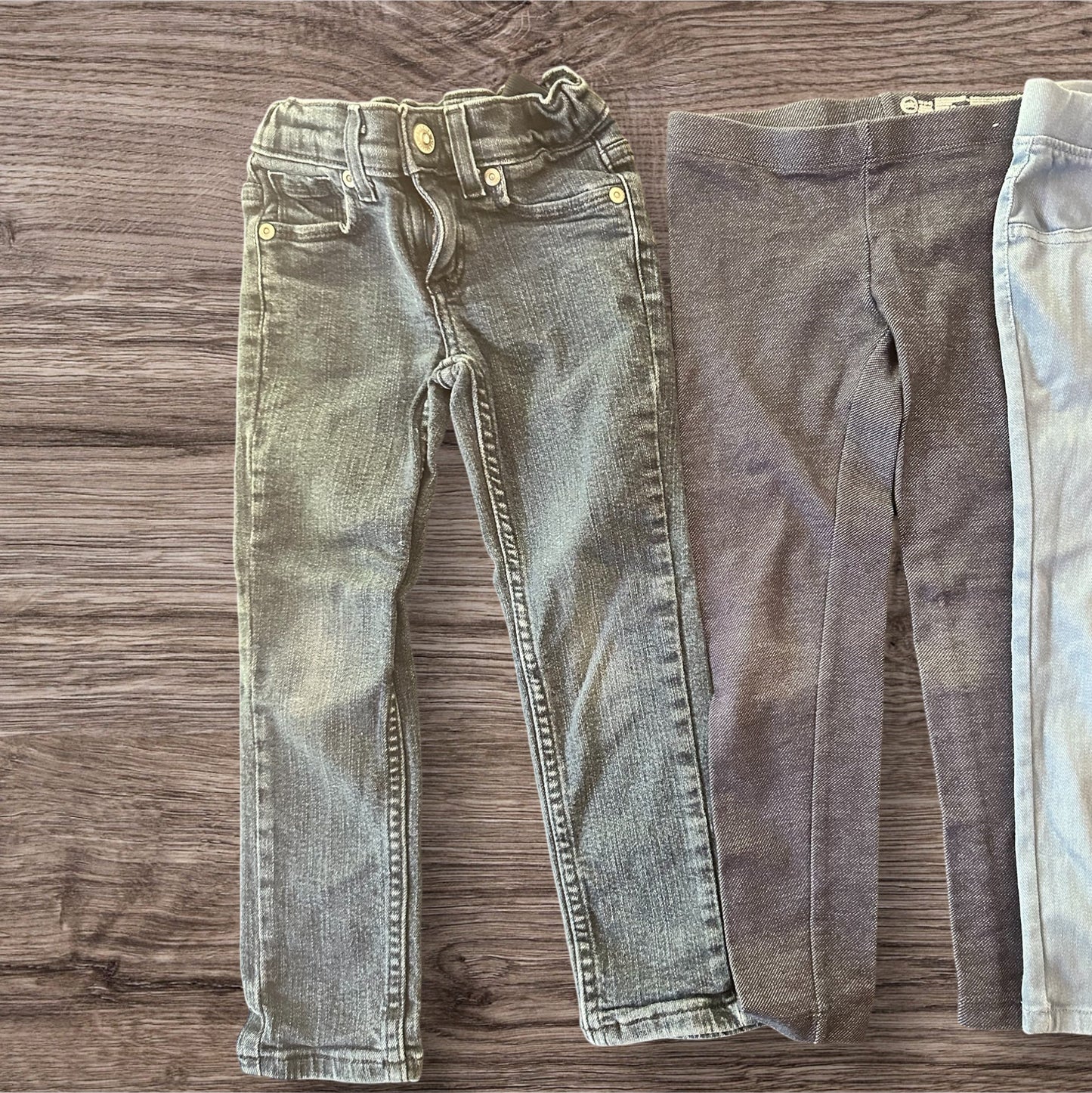 #169 Girl's 4T Pants Bundle (4)