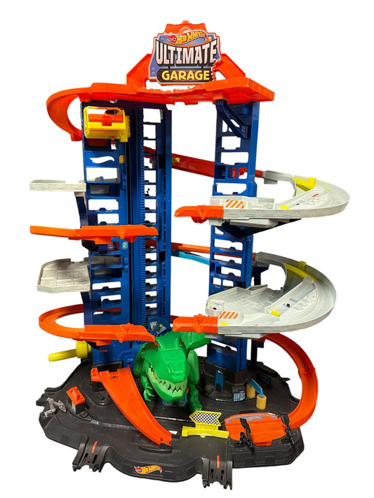 #146 - REDUCED Hot Wheels City Ultimate Garage