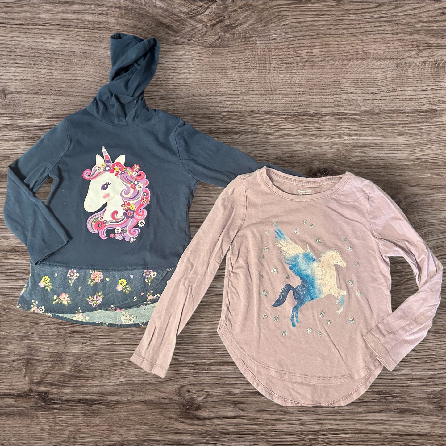#169 Girl's 4T Unicorn Shirt Bundle (3)