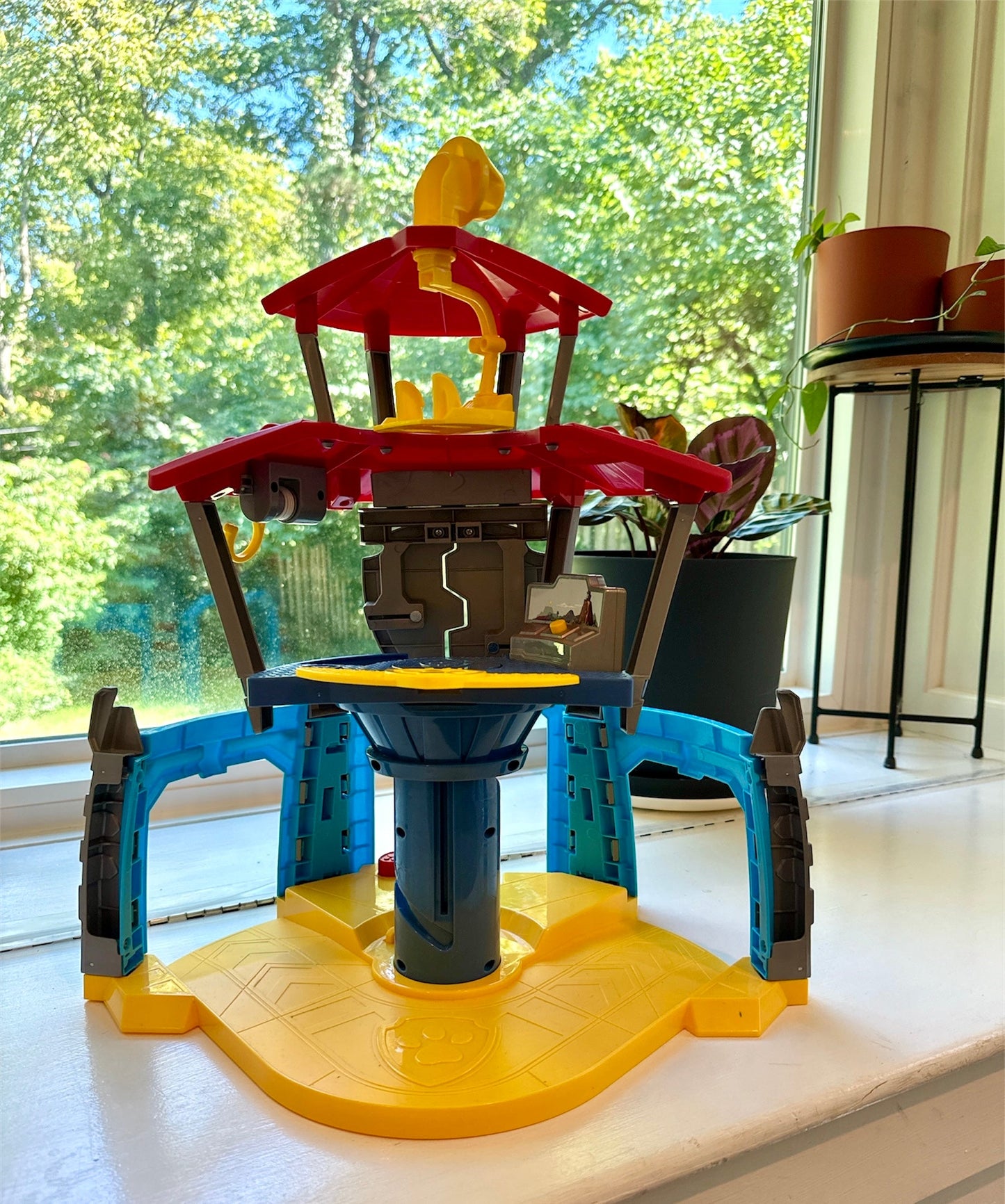 #146 - REDUCED Paw Patrol Rescue HQ Playset