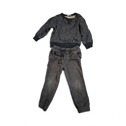 #28 REDUCED Boys H&M Carters Sweatshirt and Pants Outfit Size 3
