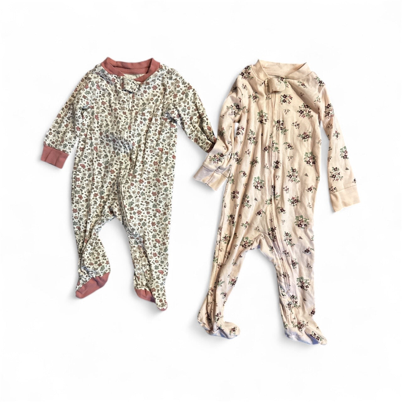#28 REDUCED Little Planet Organic Cotton Footed Sleeper Bundle Sizes 6-9M
