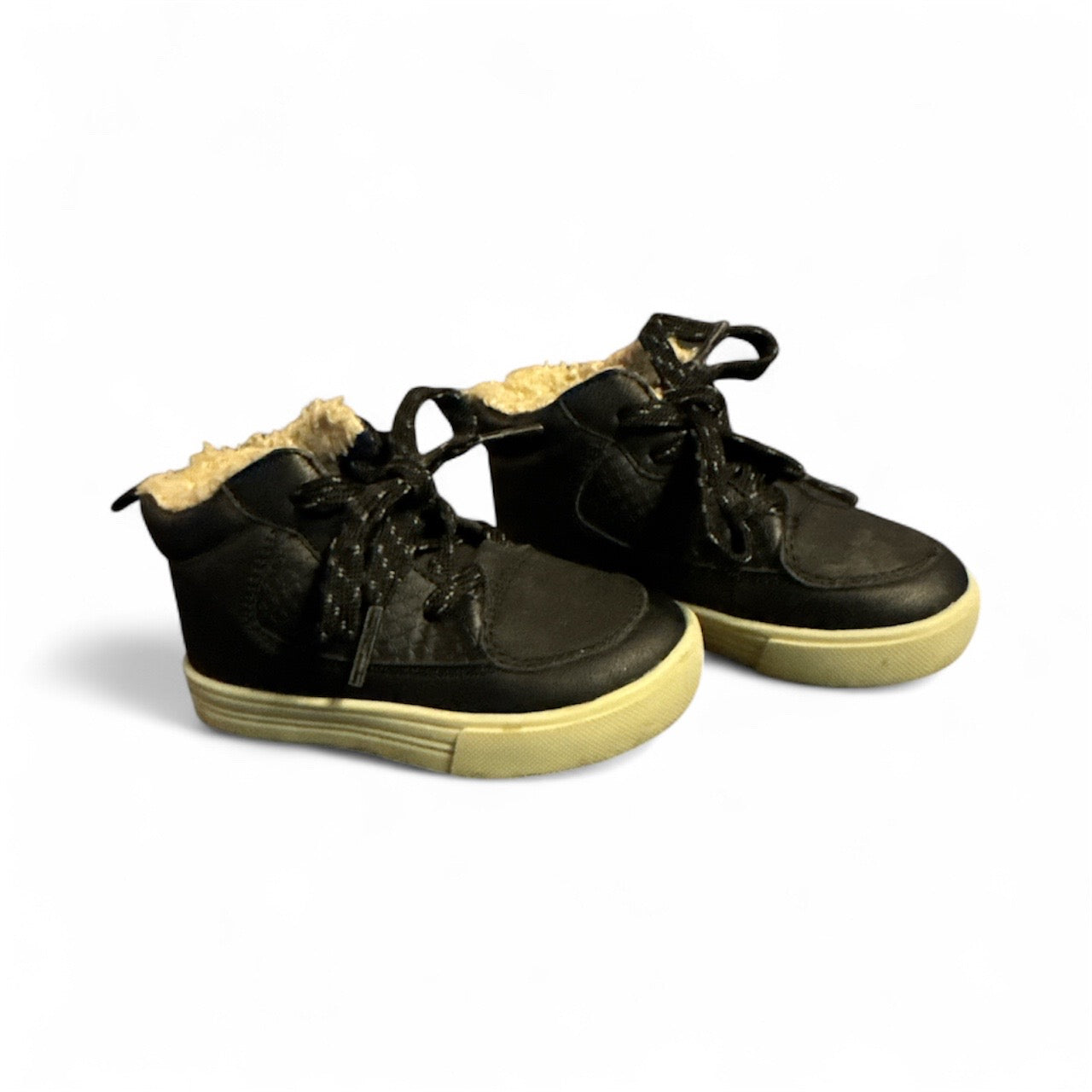 #28 REDUCED  Osh Kosh Black Sherpa Lined High Top Sneakers Size 6