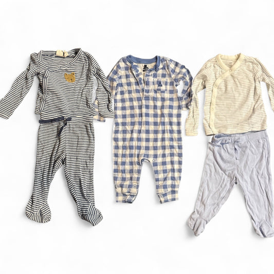 #28 REDUCED Baby Gap Bear Pajama Bundle Size 3-6M