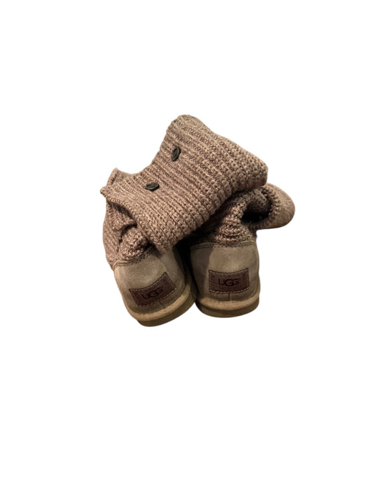 208 women’s size 7 boots - REDUCED