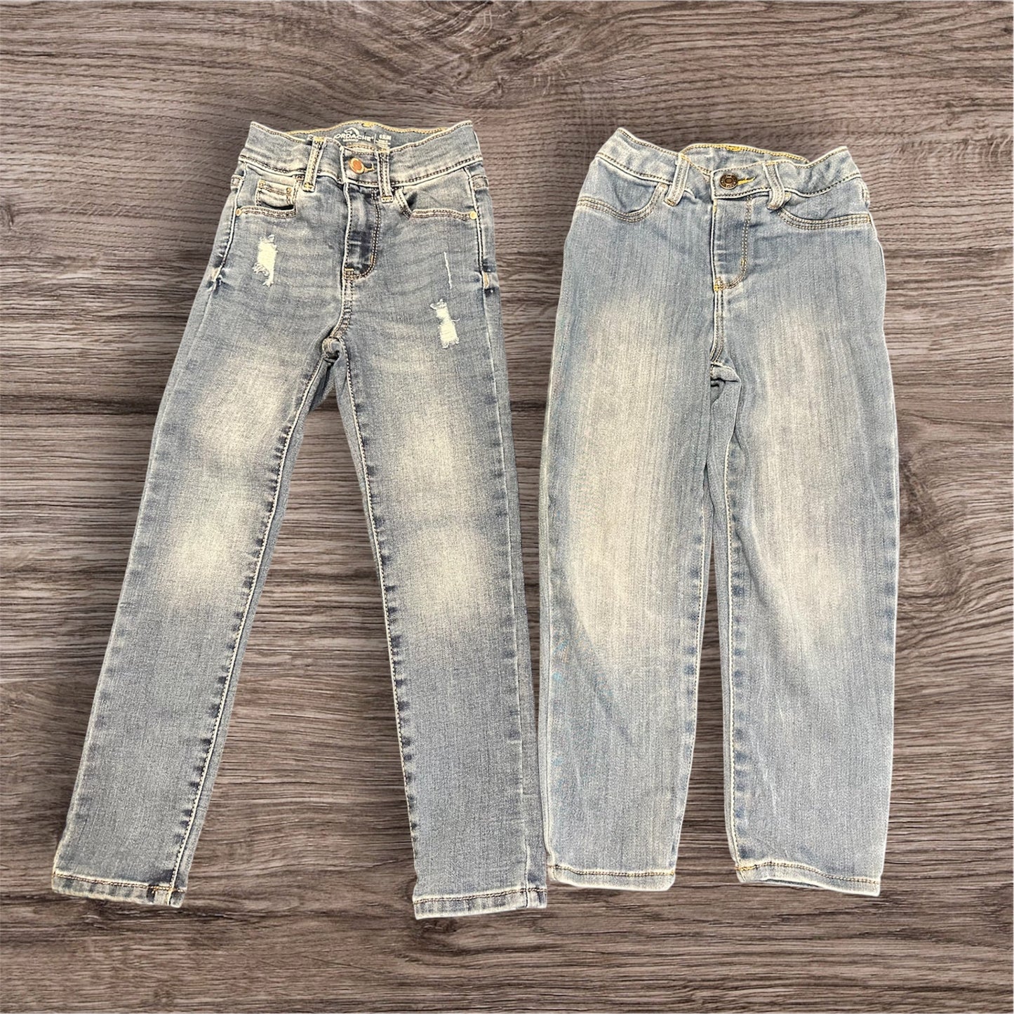 #169 Girl’s 6 Jeans (2 Pairs) *REDUCED