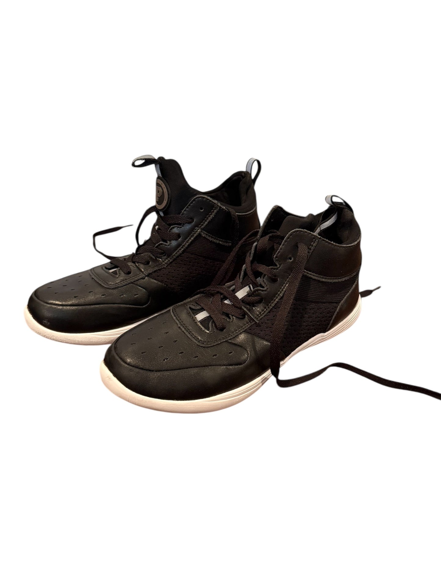 208 womens pastry dance sneaker size 10 - REDUCED