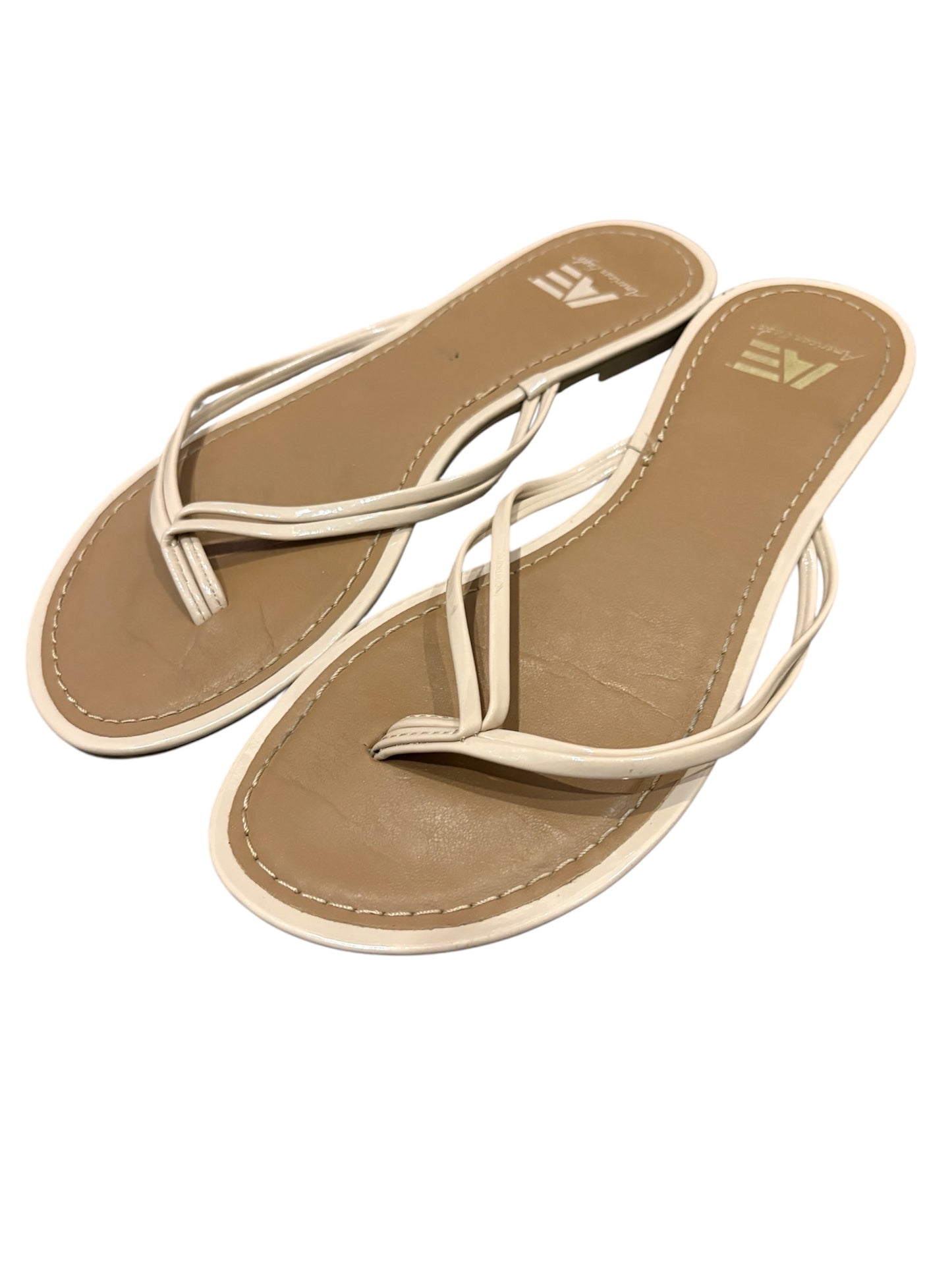 55 - Sz 8 dressy flopss