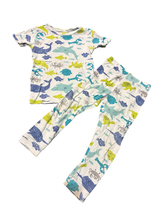 55 - Carters 4T PJs