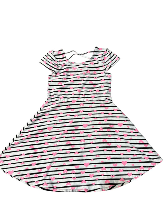 55 - Epic Thread heart dress sz 6
