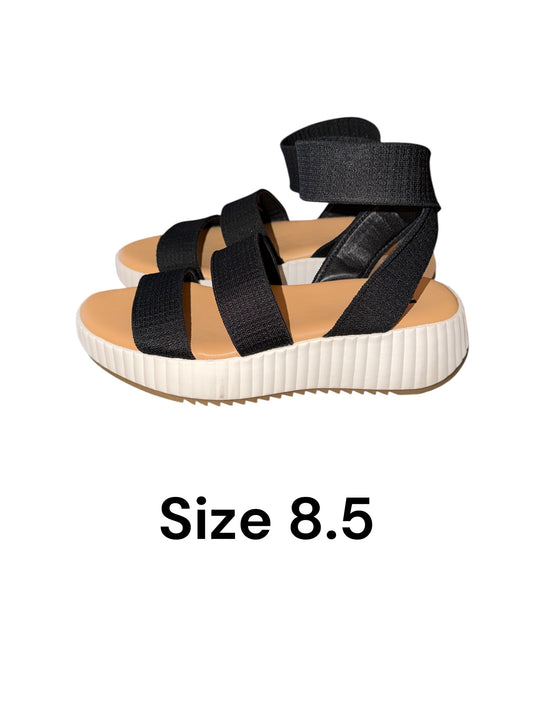 #155 NWT Steve Madden Strappy Platform Wedge Sandals, Women’s 8.5