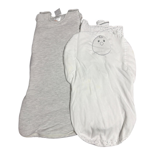 77 -  Sleep Sacks newborn - 3 months - left for winter right weighted