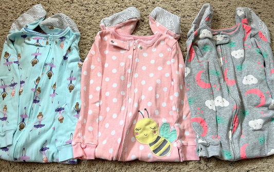 Seller 120, VGUC, Girls 2T Sleepers