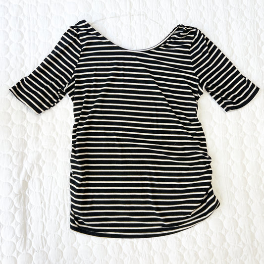XXL Isabel maternity top with side rouching. Black/white/gold stripes— very cute on! EUC.