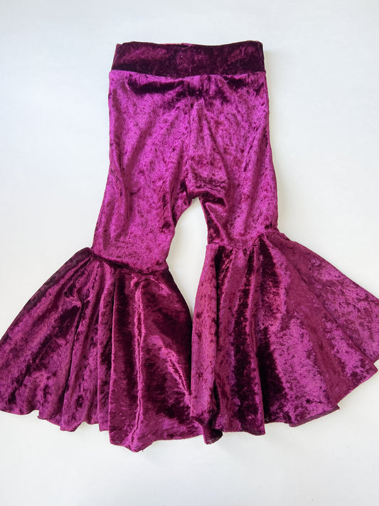 Toddler girls stretchy maroon velvet flare pants, no tag but fit like 2T. Soft & comfy!