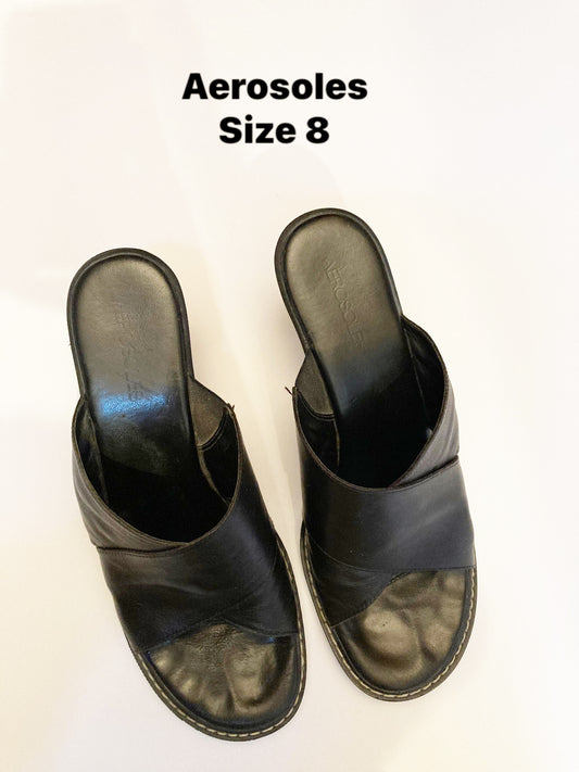 Size 8-Women’s Aerosoles Slides-Pickup possible in West Chester, Norwood, Blue Ash, or Reading outside of bi-annual sales event pickup.