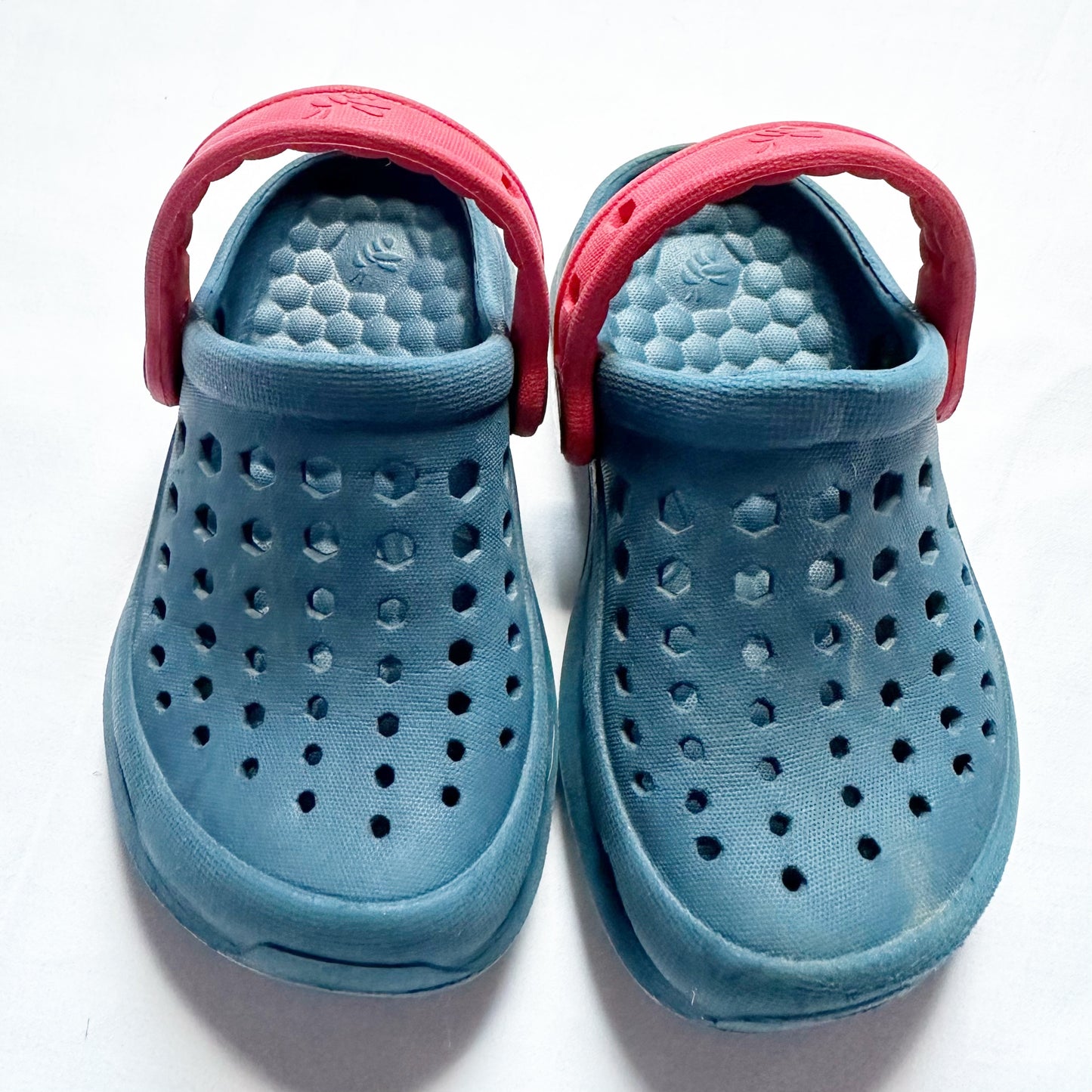 Joybees water shoes blue boys 6-7