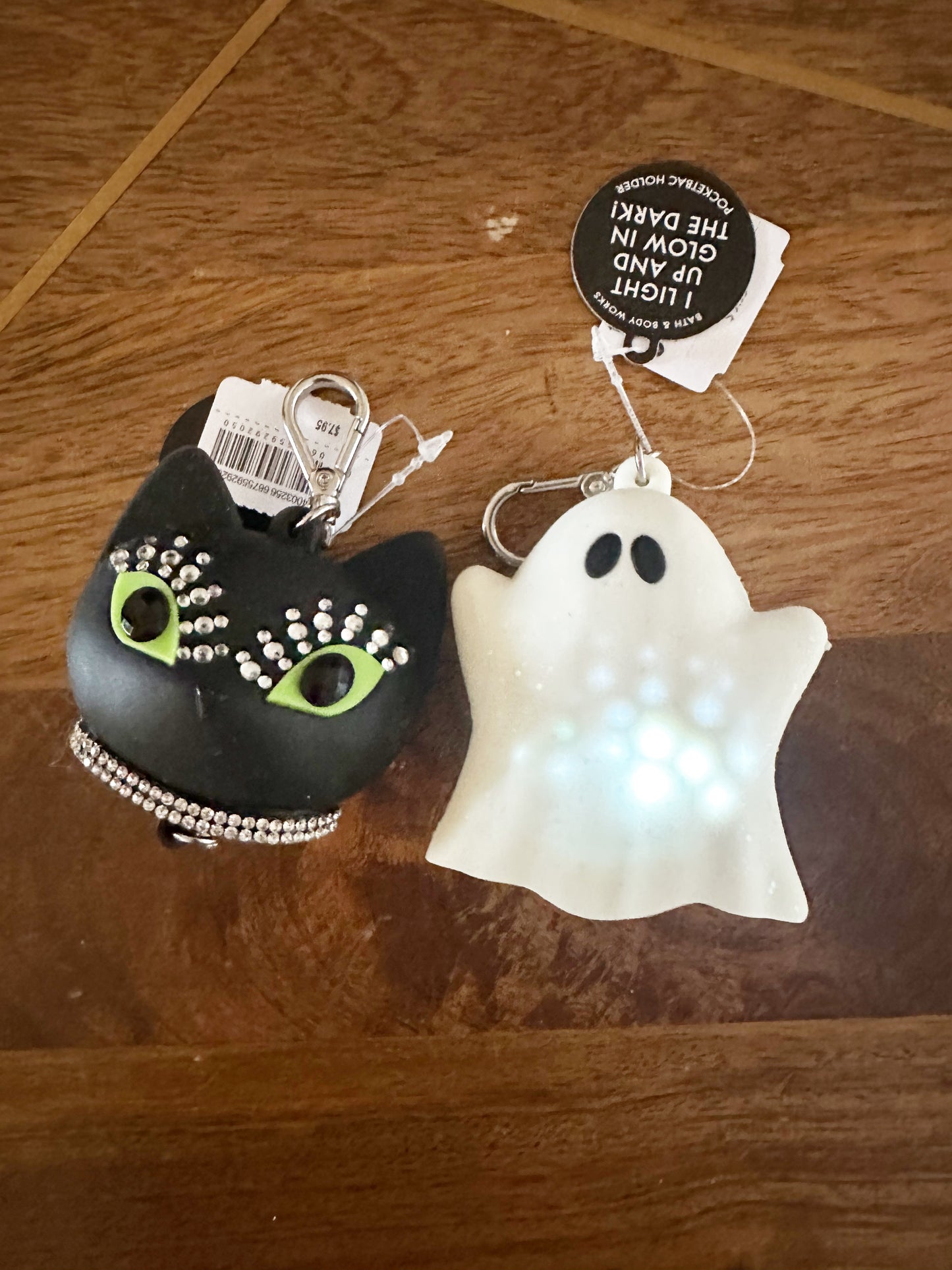 #83B- Bath & Body Works Halloween Hand Sanitizer Keychain Holders