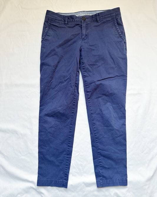 #56 Banana Republic city chino navy pants women 2