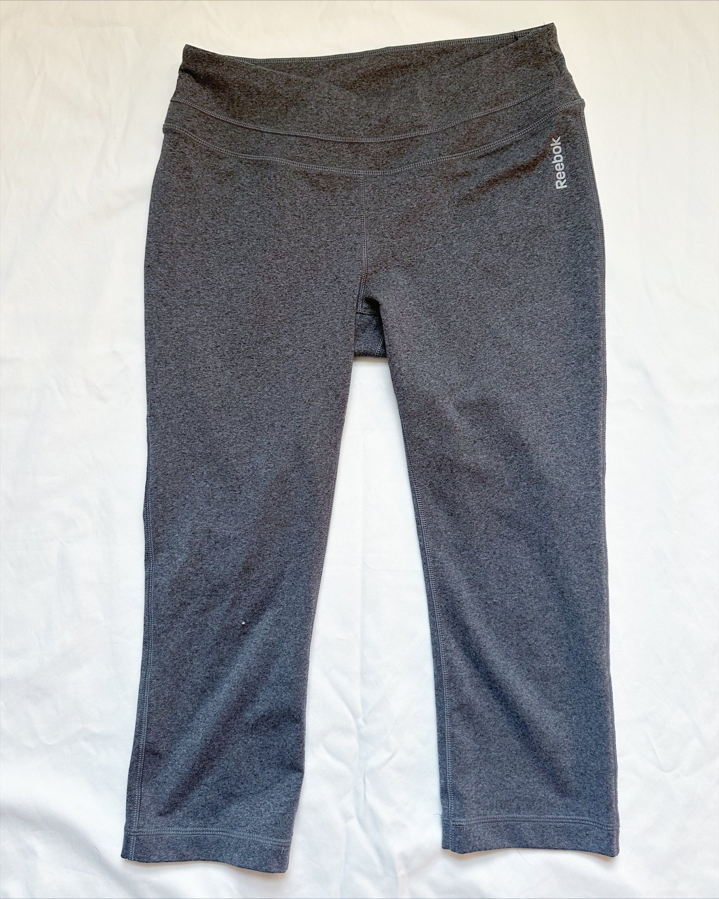 #56 Reebok grey cropped yoga pants women M fits like S