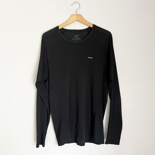 Seller 196 Patagonia Men’s Capilene layer L