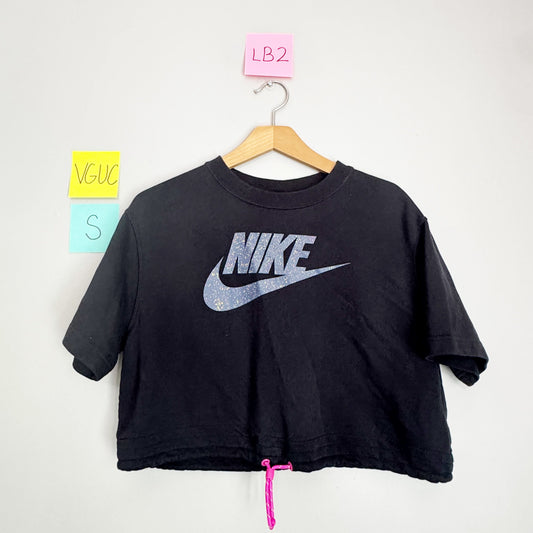 Seller 196 Nike cropped tee women’s S