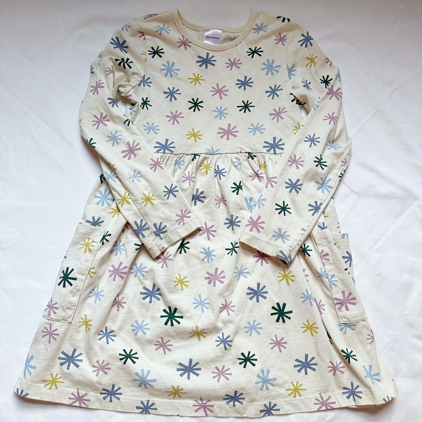 #56 Hanna snow flake dress girls 8