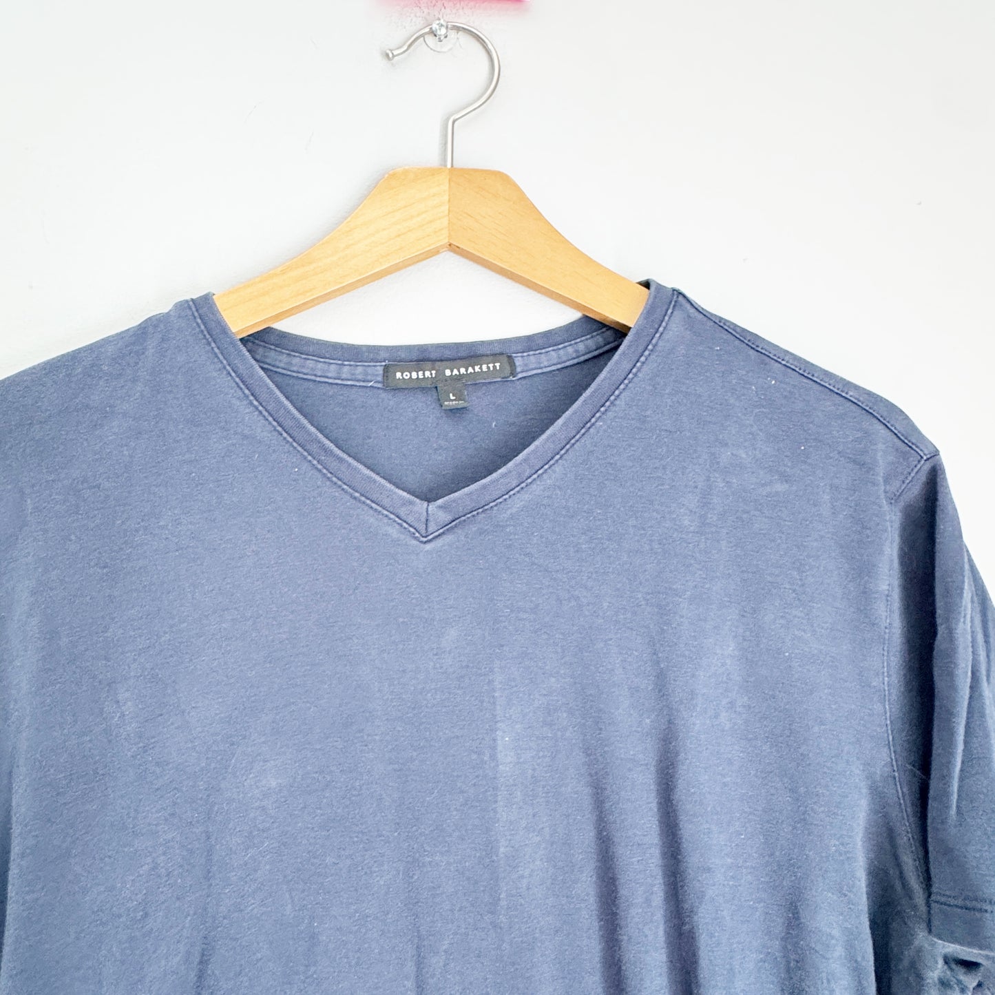 Seller 196 Robert Barakett tee Men’s L