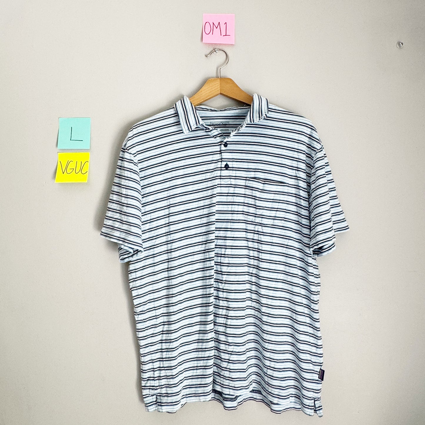 Seller 196 Men’s Patagonia polo L