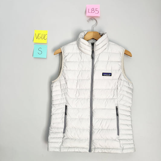 Seller 196 Women’s Patagonia Down Vest S
