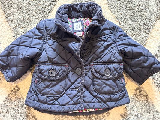 Seller 120, VGUC girls baby gap Coat, size 0-6 months