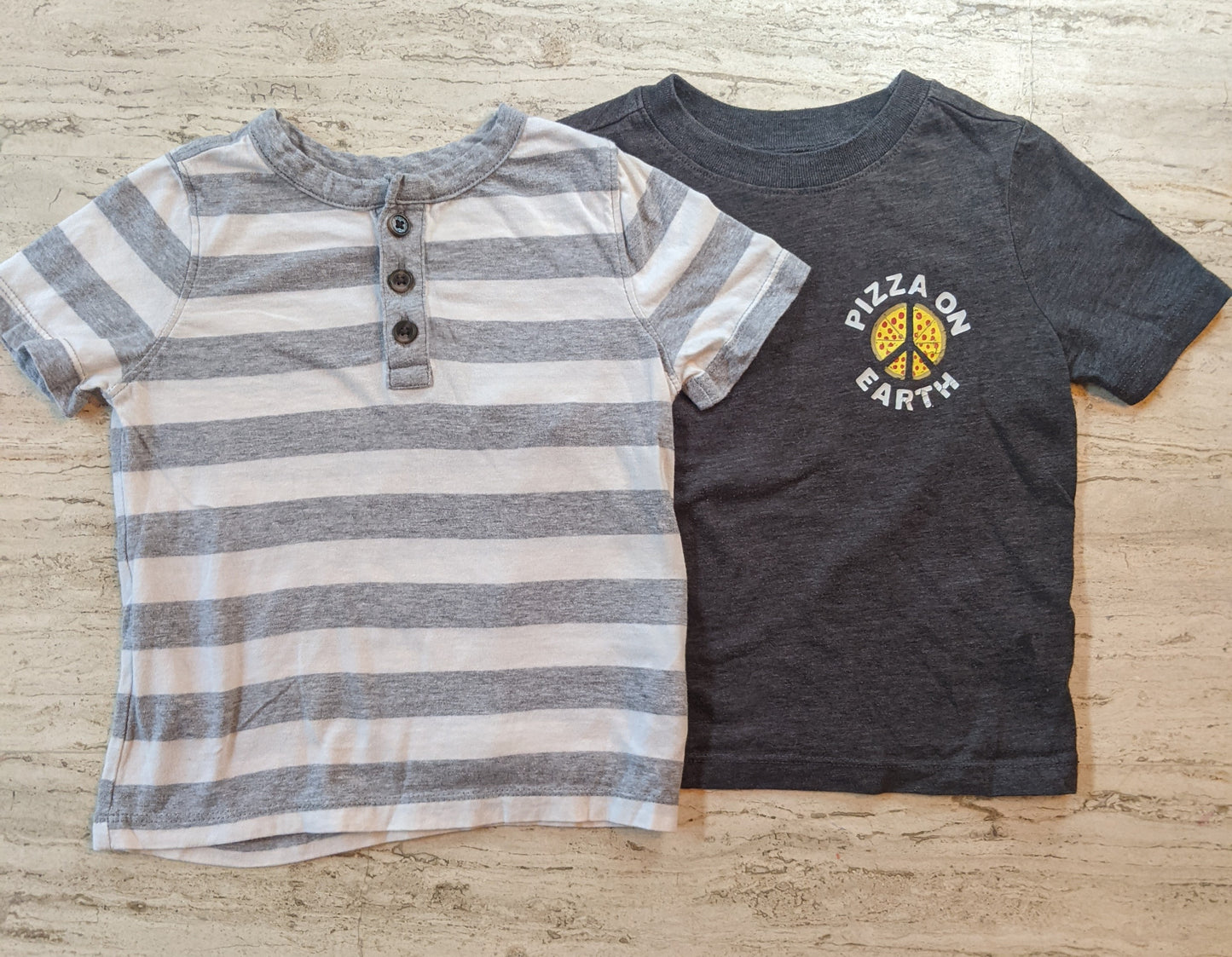Old Navy Shirts - 2T - 2 Pack - PPU 45226