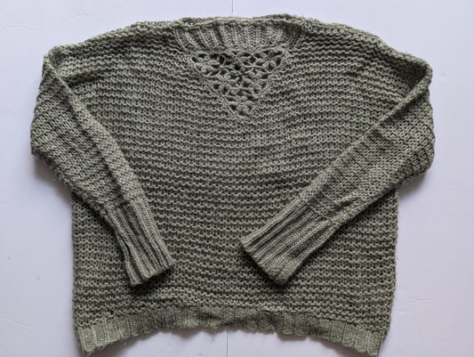 #17 Boutique women's knit olive green oversized sweater, size Med, EUC