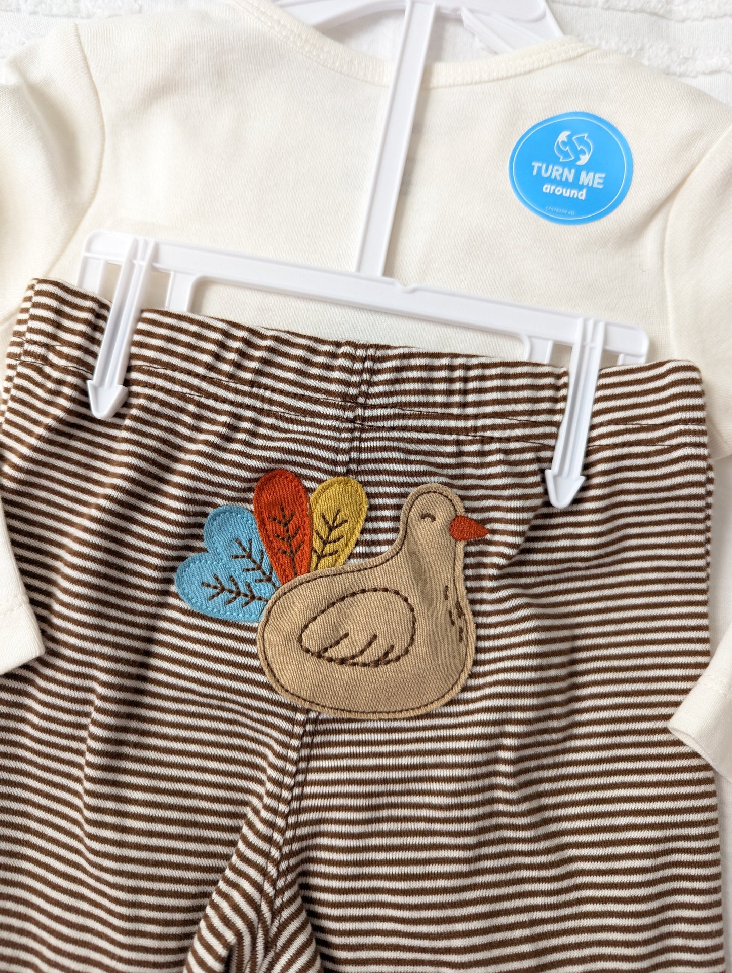 #164 - Carter's - Gender Neutral 12 Month Outfit (NWT)
