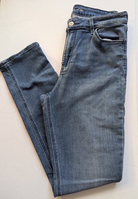 #17 Old Navy High Rise Straight, 10 Tall, EUC