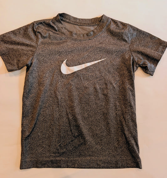 #125 Nike Dri Fit T-Shirt Size 7
