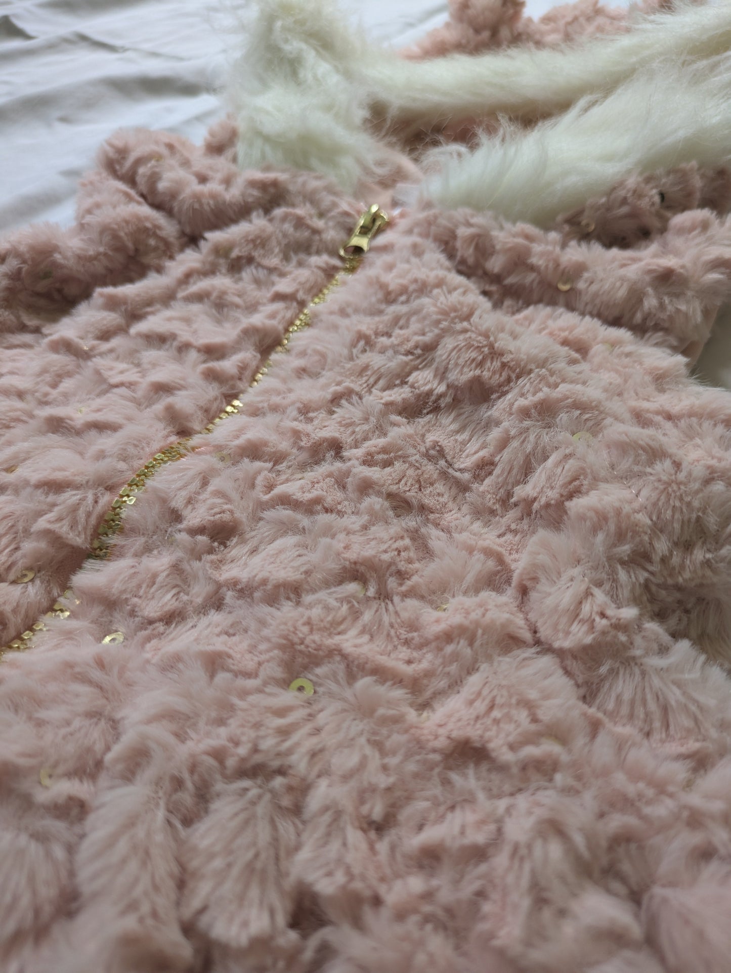 #52 REDUCED PRICE Little Lass Size 4 Pink Sparkle Fur Zip-up Vest with Hood