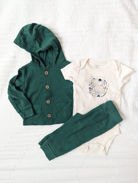 #164 - Carter's - Boy's 12 Month Outfit (EUC)
