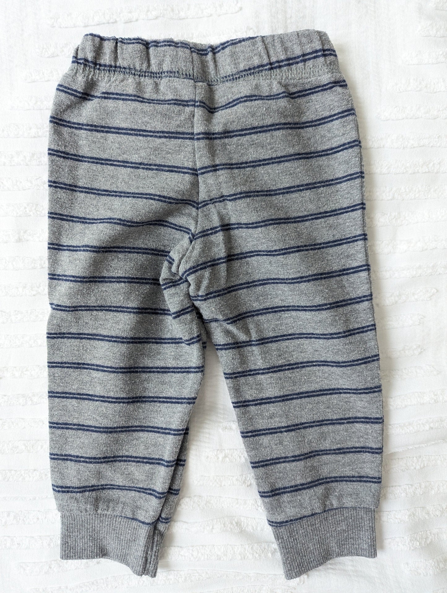#164 - Carter's - Boy's 12 Month Outfit (VGUC)