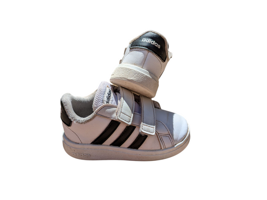 #52 REDUCED PRICE Adidas Size 6.5K Grand Court 2.0 White Shoes