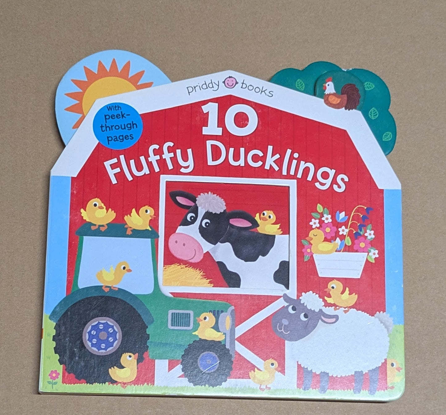 #219 10 Fluffy Ducklings peek-through book