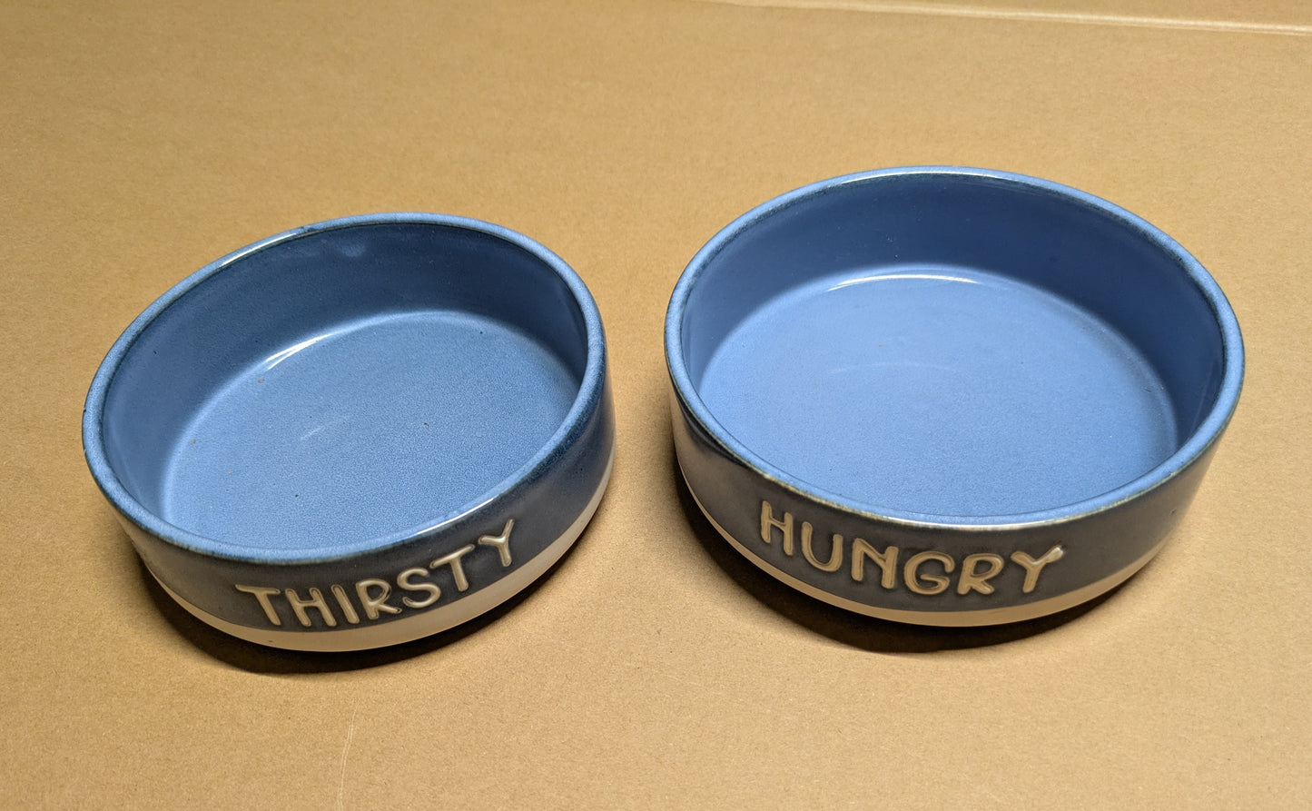 #219 Ceramic Pet Food and Water Dishes (Set of 2)