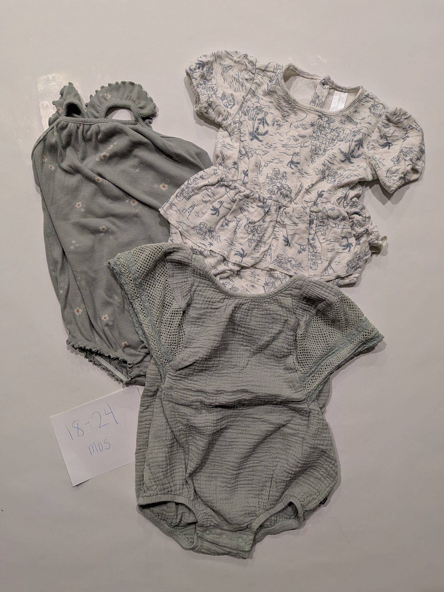 109 girls 18-24 romper bundle