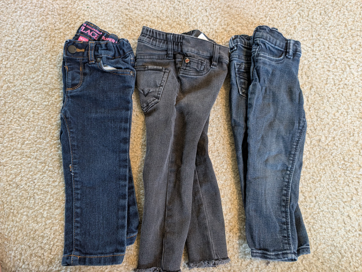 Seller 123 - Girl 2T Jeans Bundle