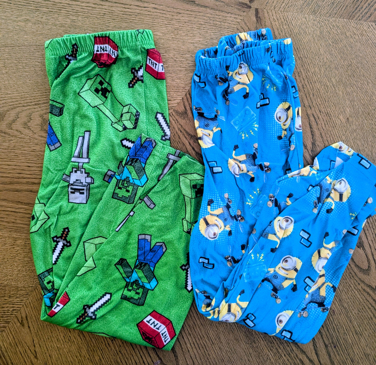 #67 Youth 8 Minecraft and Minions Pajama Pants