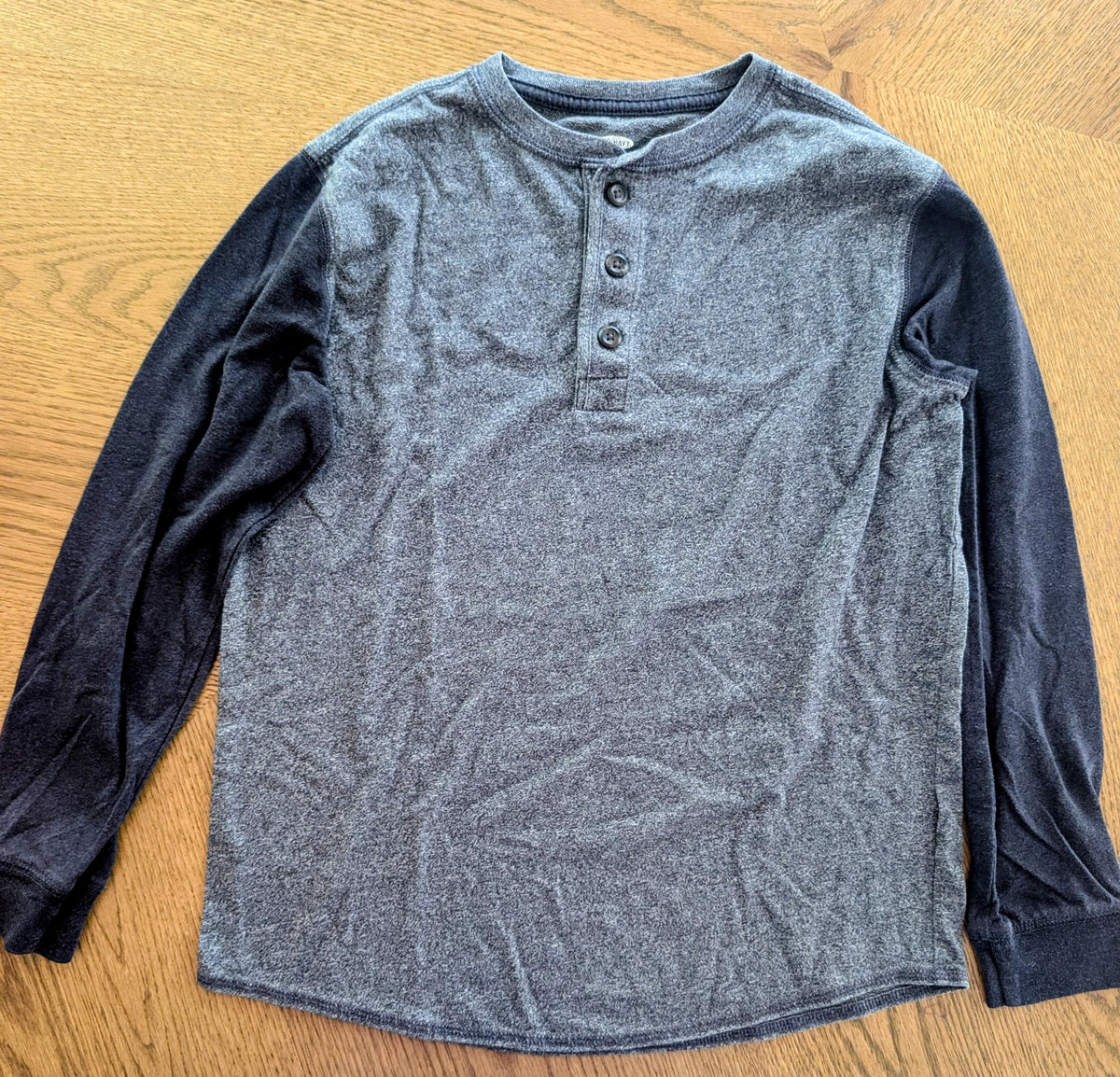 #67 Old Navy Long-Sleeve Shirt Bundle Boys Medium
