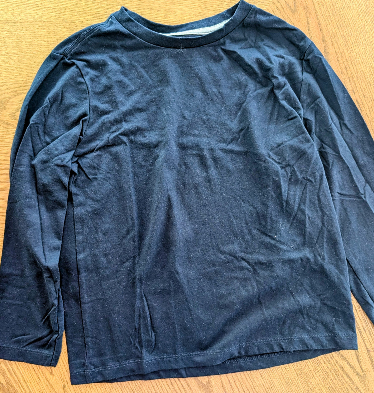 #67 Boys Medium Old Navy Long-Sleeve Shirt Bundle: Navy and Grey