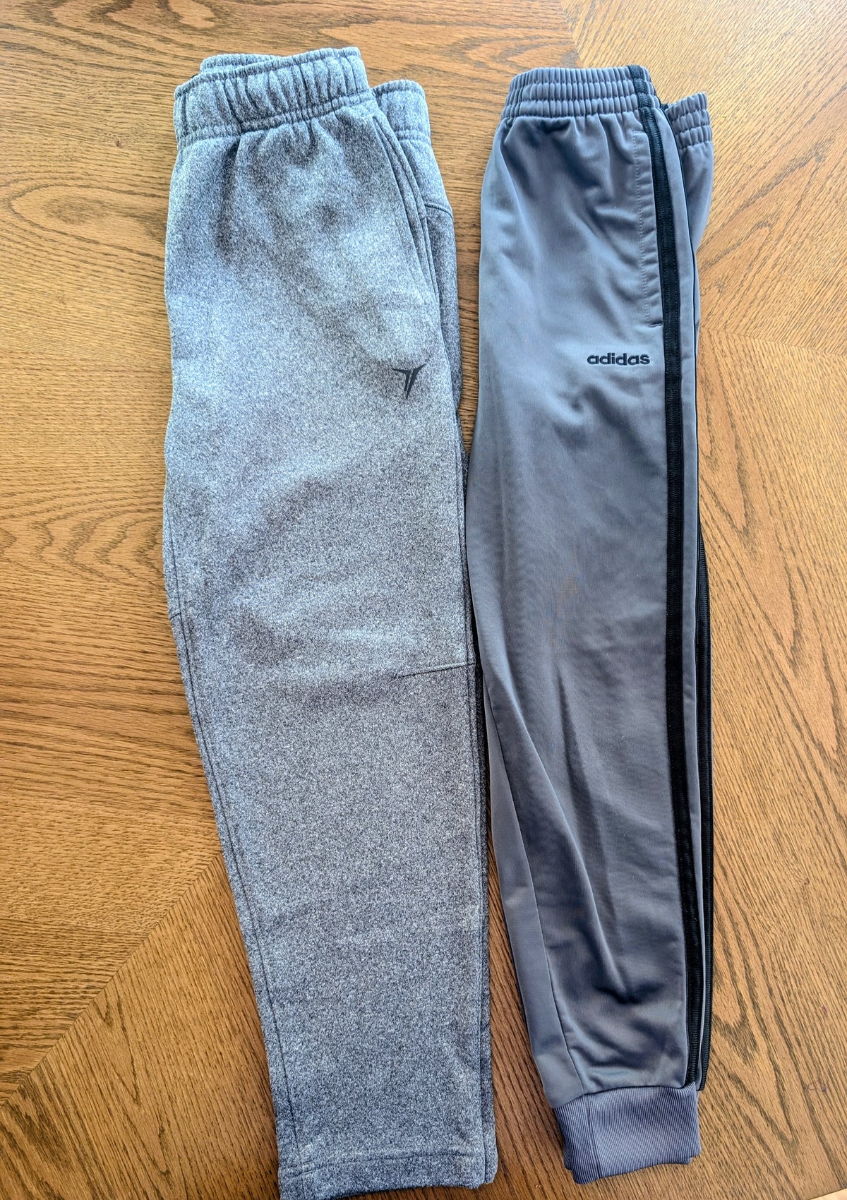 #67 Grey Sweatpant Bundle - Old Navy & Adidas Size 7/8