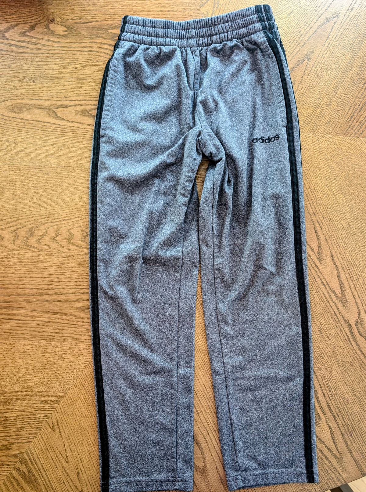 #67 3 Pair Bundle Boys Sweatpants Size Youth Medium